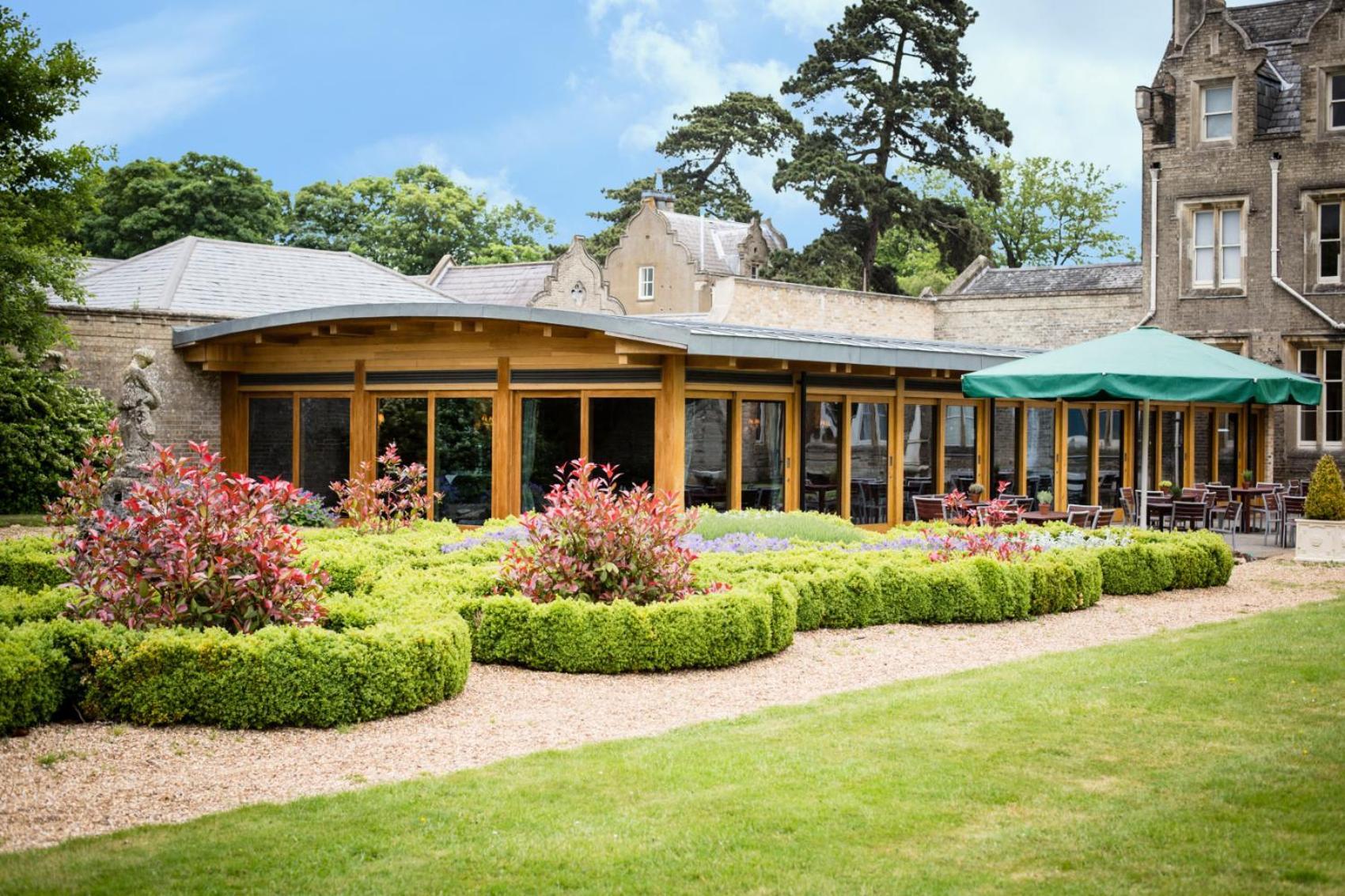 Shendish Manor Hotel & Golf Course Hemel Hempstead Exterior photo